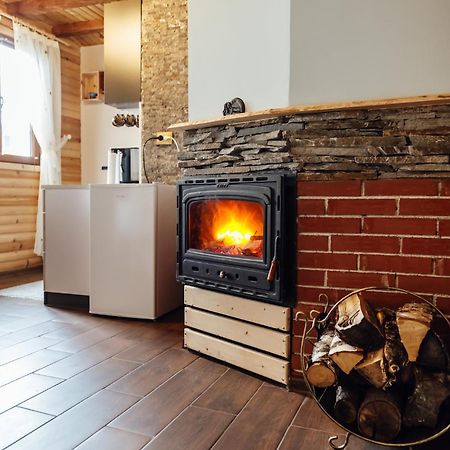 Къщи За Гости Брик Saparewa Banja Exterior foto